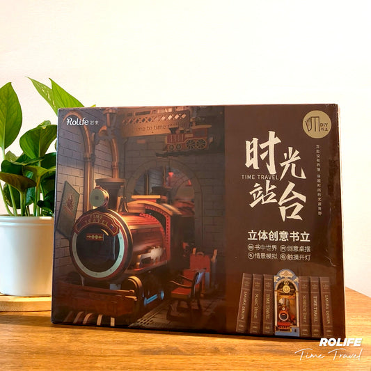 Time Travel - Book Nook from Rolife