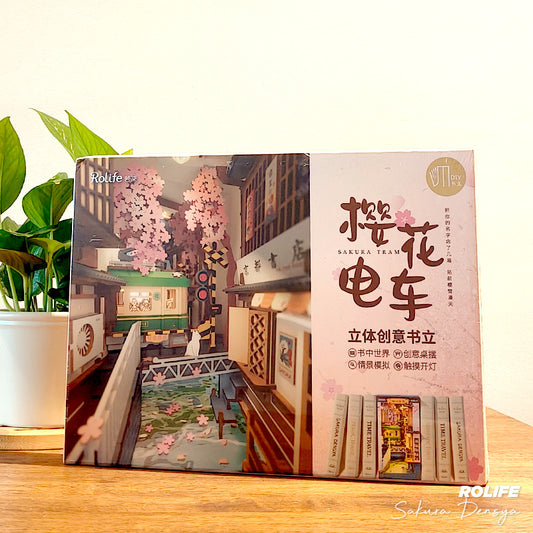 Sakura Tram - Book Nook from Rolife