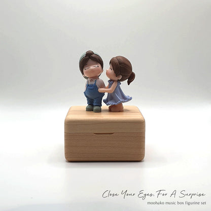 Set / Music Box - Close Your Eyes, For A Surprise